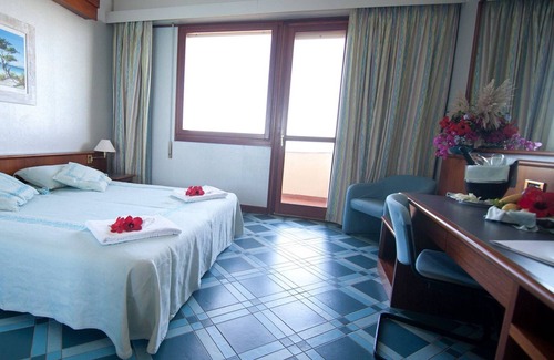 La Pelosa Hotel | Club Esse Roccaruja