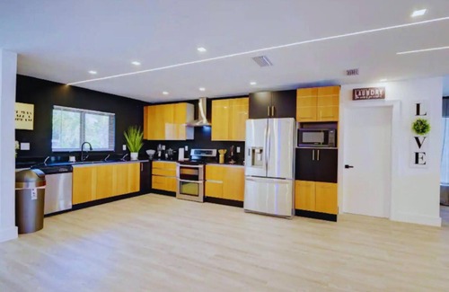 Seybold House | Club House 305 Mansion