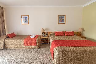 West Wyalong Resort | Club Inn Motel