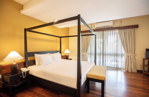 Marawila Resort | Club Palm Bay