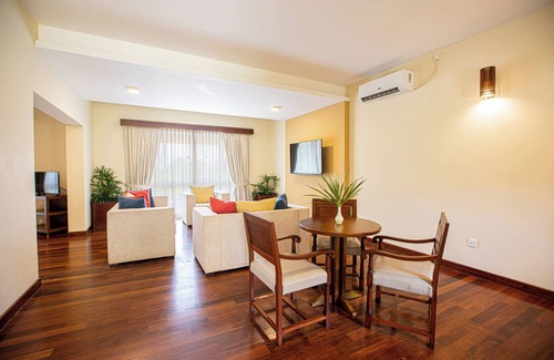 Marawila Resort | Club Palm Bay