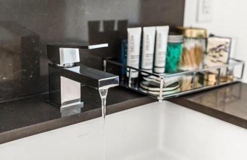 East Cambridge Apartment | Club Quarters Boston