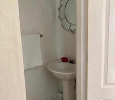Mona House | Club Townhouse