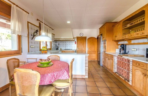 Banyeres del Penedes Villa | Club Villamar - Stunning home with private pool in a quiet area for a relaxing family holiday