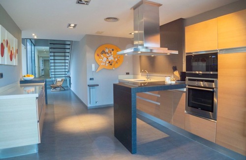 Comarruga Villa | Club Villamar - Luxurious villa with a private pool, 300 meters from the beach, located in a new .