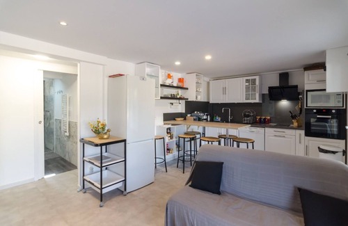 Canyelles Villa | Club Villamar - Nice and cozy villa with private pool with salt water,located at only 800 km from.