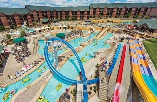 Wisconsin Dells Condo | Club Wyndham Glacier Canyon One Bedroom Condo