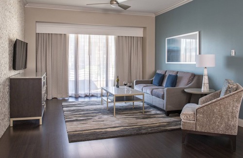 Civic Core Apartment | Club Wyndham Harbour Lights - Conveniently Off Fifth Avenue