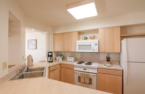 Hanamaulu Condo | Club Wyndham Kauai Beach Villas - 2 Bedroom