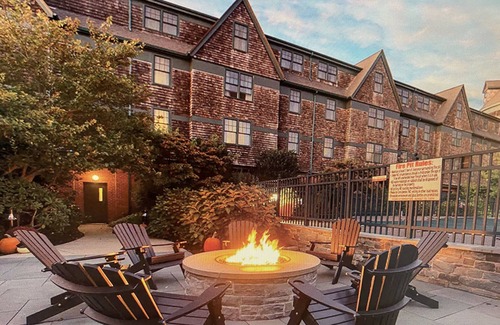 The Point House | Club Wyndham Long Wharf