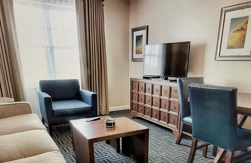 The Point House | Club Wyndham Long Wharf
