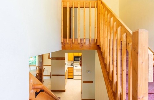 East Stroudsburg Condo | Club Wyndham Resort at Shawnee Village, Pennsylvania, 2 Bedroom Villa
