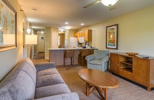 Lake Delton Condo | Club Wyndham Tamarack - 2 Bedroom