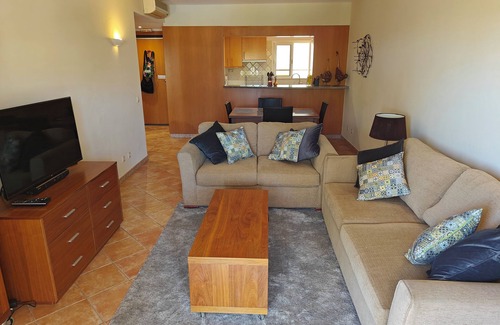Alvor Apartment | Clube Alvor Ria 103 Luxury sea view 1bed apartment outstanding central location.