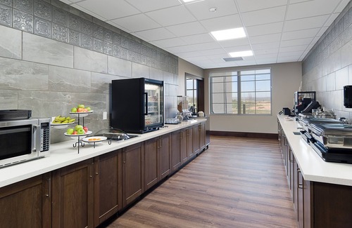 Rapid City Hotel | ClubHouse Hotel & Suites - Rapid City