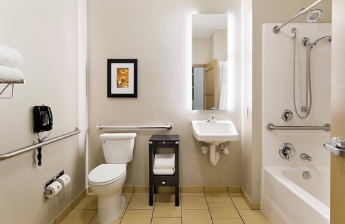 Pierre Hotel | Clubhouse Hotel & Suites Pierre