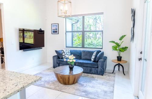 Joel House | Clusias Villa