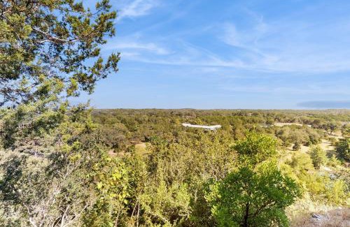 Gruene House | Clutter Falls Retreat - Guesthouse