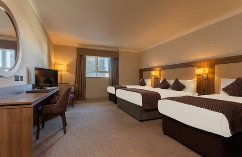 Knocknacarra Hotel | Clybaun Hotel Galway