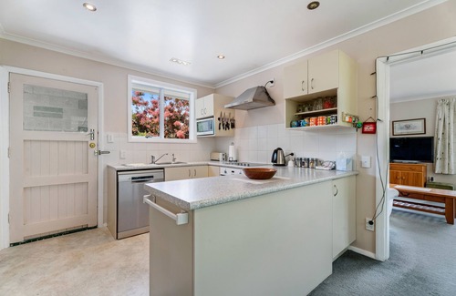 Clyde House | Clyde Classic - Otago Holiday Home