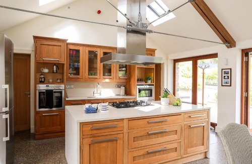 Newborough House | Clynnog House