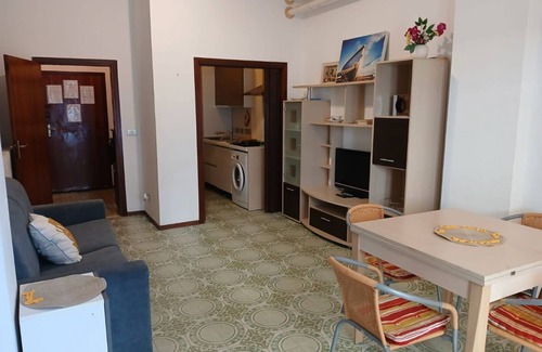 Valverde Apartment | CN010 - Cesenatico, large three-room apartment facing the sea with beach