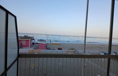 Valverde Apartment | CN010 - Cesenatico, large three-room apartment facing the sea with beach
