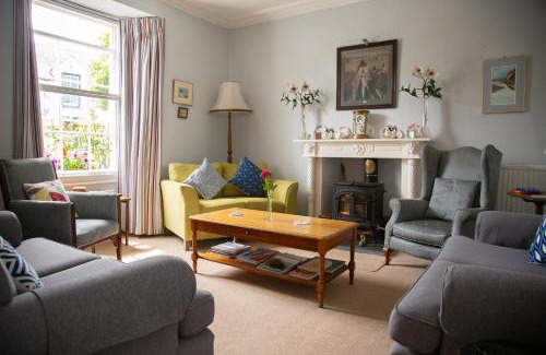 Newport House | Cnapan Guest House