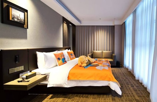 Banan Hotel | CNHOL Hotel - Chongqing Huanancheng