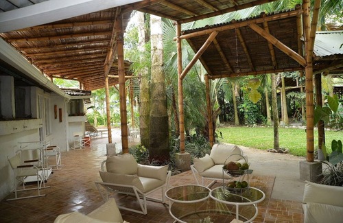 Santagueda House | Complete house with lush vegetation, hot water Jacuzzi for 12 people
