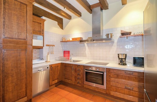 Navas de Estena Cottage | Cottage in Navas de Estena with Pool & Jacuzzi