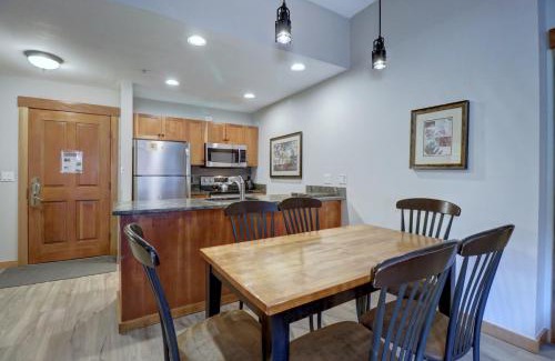 Copper Mountain Village Apartment | Co204 Copper One Lodge Condo