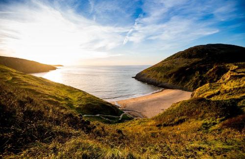 Tremain House | Coach House - 5 minutes from stunning beaches of Cardigan Bay