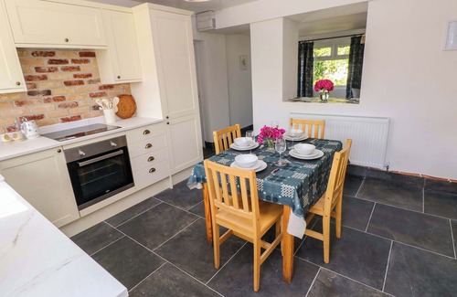 Broad Haven Cottage | COACH HOUSE COTTAGE, pet friendly, with open fire in Broad Haven