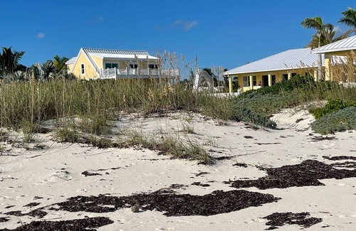 Treasure Cay House | Coach House suite with unbelievable view of the Sea of Abaco and the beach