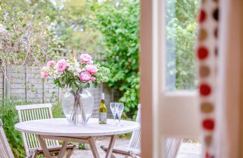 Eye House | Coach House - Uk33307