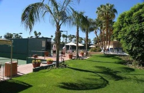 Indian Canyon House | Coachella Jr Villa Palm Canyon Resort - Sleeps 4