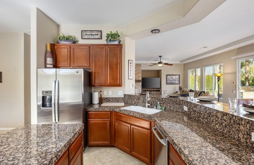 Bermuda Dunes House | Coachella Music Fest - 3 Bed + Den or 4th 2 Bath - Resort Pool ~ Swim-Up Bar!