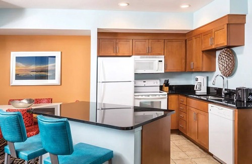 Terra Lago Resort | *COACHELLA MUSIC FESTIVAL minutes away* Club Wyndham Indio Resort sleeps 4