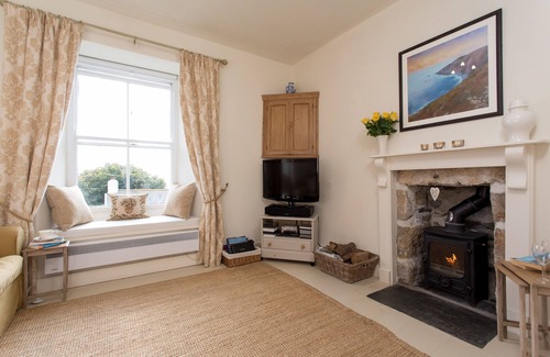 Marazion House | Coachmans Cottage - Charming historic cottage with breathtaking coastal views