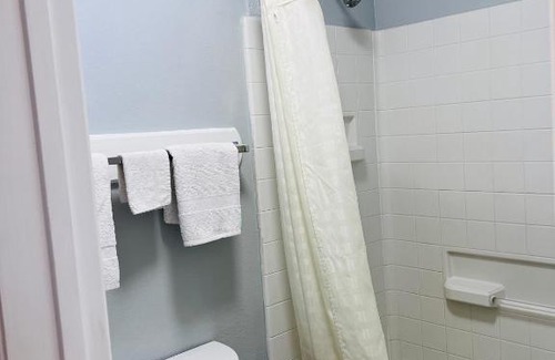 Luling Hotel | Coachway Inn