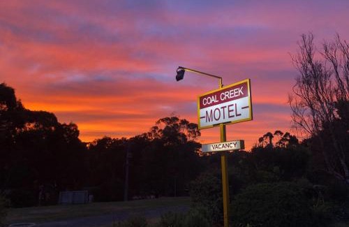 Korumburra Hotel | Coal Creek Motel