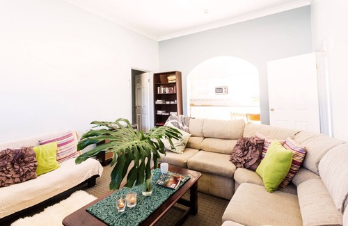 Cessnock Cottage | Coal d' Vine Cottage - Cessnock NSW
