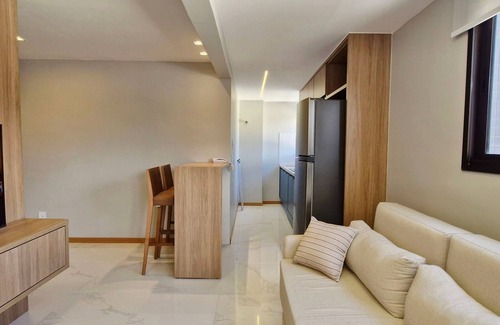 Armacao House | COARM0104 With balcony 5min from Convention Center