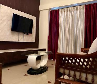 Panaji Apartment | Coast & Comfort Stays - 2 BHK home in Panjim