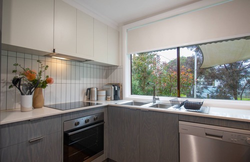 Cape Paterson House | COAST NEST | Relaxing Beach Retreat | Ideal for Couples | Pet Friendly