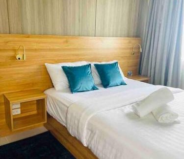 Pasay Apartment | Coast of Finland: Stunning Manila Bay & Sunset