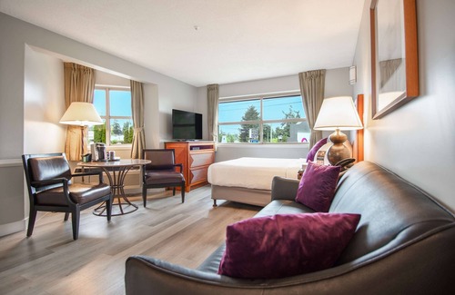 Regional District of Nanaimo Hotel | Coast Parksville Hotel