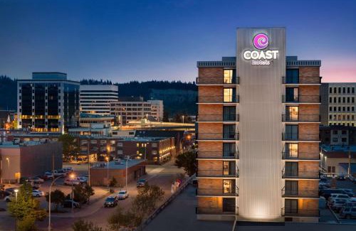 Prince George Hotel | Coast Prince George Hotel by APA