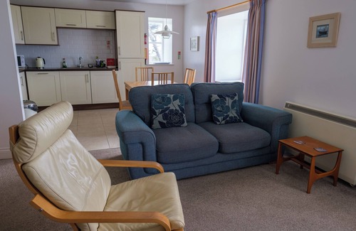 Solva Apartment | Coastal apartment with stunning views, near the Pembrokeshire Coastal Path